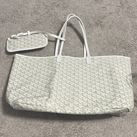 Fashion Tote - Picture 2 of 3